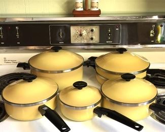 Town House cookware by West Bend, in  excellent condition!