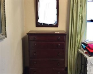 Mahogany chest of drawers with matching hanging mirror 