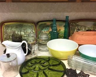 Vintage kitchen pieces 
