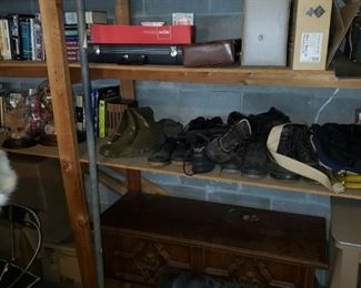 Men's shoes and boots; Lane chest