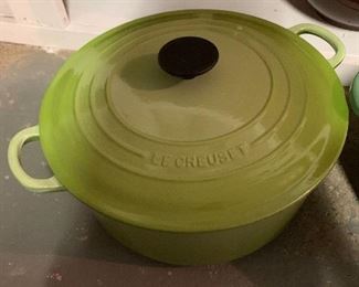 Le Creuset.