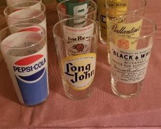 These glasses are perfect for a retro party