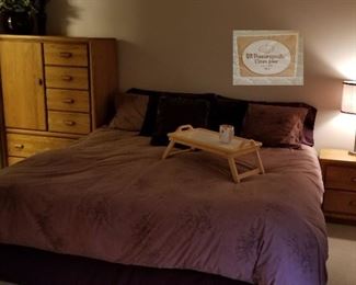 King Posturepedic Matress Set