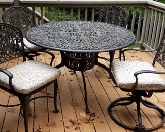 Patio Table and 4 Chairs
