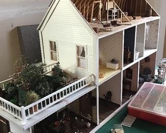 Vintage Dollhouse with Furniture 