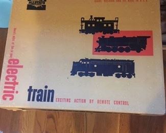 VINTAGE ALLSTATE ELECTRIC TRAIN SET