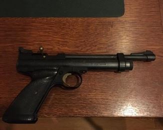CROSSMAN 2240 CO2 PELLET GUN