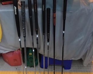GOLF PUTTERS