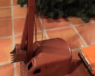 VINTAGE TONKA CRANE