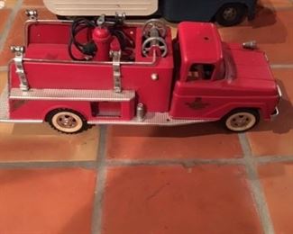 VINTAGE TONKA NO 5 FIRE TRUCK