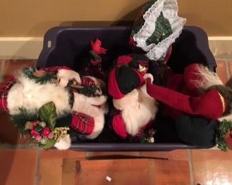 CHRISTMAS SANTAS AND NATIVITY SET