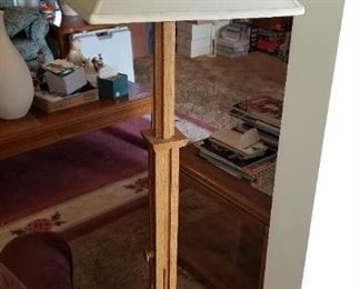 Adjustable Height Floor Lamp 