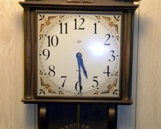 Lux Electric Clock
