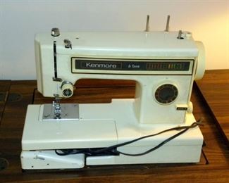 Kenmore Sewing MAchine