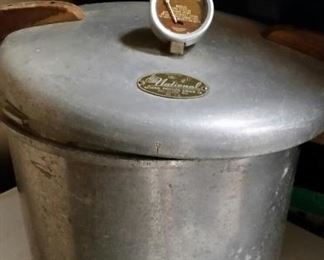 1940 era National large canning pressure cooker