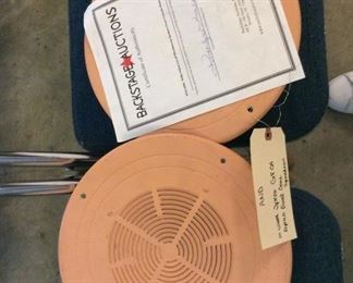 Speakers from Willie Nelson