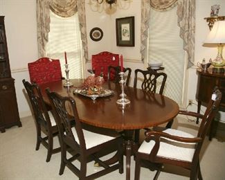 COUNCILL CRAFTSMAN TABLE W/2 LEAVES