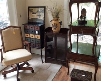 hutch end tables, office chair