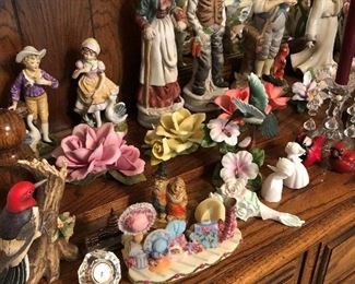 Porcelain Flowers, Figurines