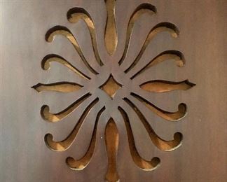 Clock side panel vent detail.