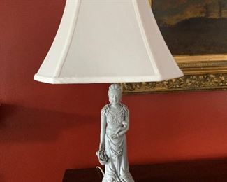 Asian motif lamp