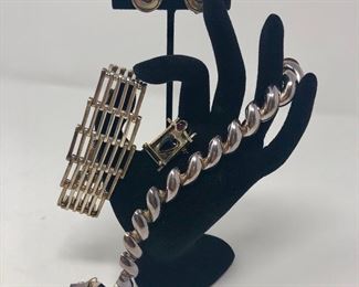 Modern Sterling Jewelry   https://ctbids.com/#!/description/share/251888