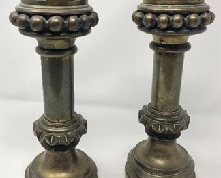 Bronze Candle Holders (2) https://ctbids.com/#!/description/share/251891