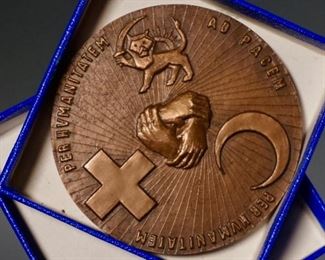 Lot 11 Jacques Devigne France Red Cross Crescent Bronze Medal $5 Starting Bid