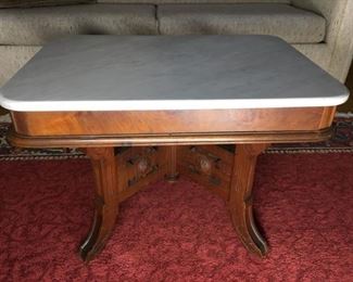 8382 Eastlake Marble Topmin