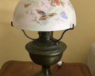 8382 HandPainted Lampmin