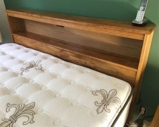 8382 Lighted Headboardmin