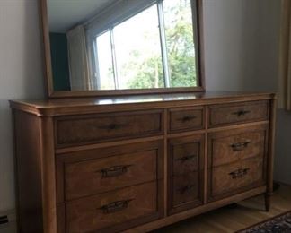 8382 Lowboy Mirrormin