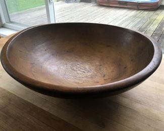 8382 Oversize Wood Bowlmin
