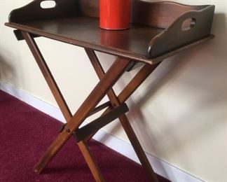 8382 Tray Tablemin