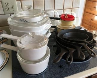 8382 Cookware Iron Skilletsmin