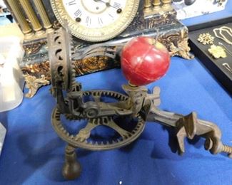 Antique Apple peeler
