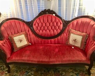 Rococo Revival Mahogany sofa - 20th C - excellent condition