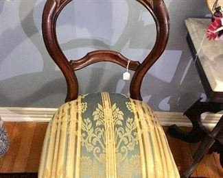 Walnut balloon backed sidechair c. 1860