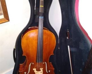 Terra Nova handmade cello 3/4 size.  Perfect for beginner, with hardcase and bow.