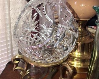 Crystal dish