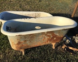 Antique Claw Foot Cast Iron Bath Tub