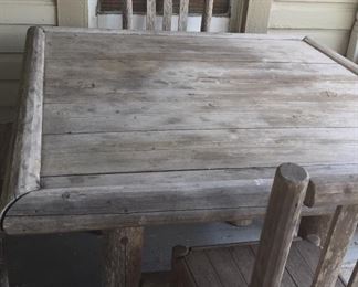 Rustic Patio Table with Four Chairs
