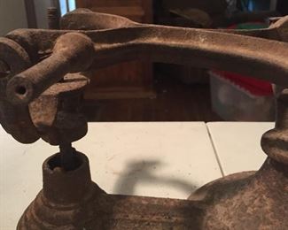 #1 Large Cast Iron Weight Scale