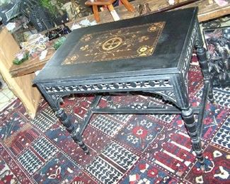 Victorian Aesthetic table