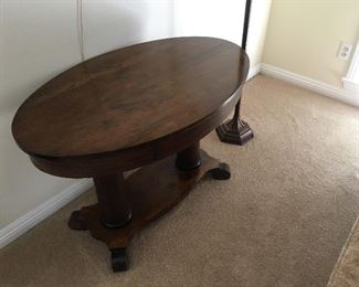 Beautiful table in good condition