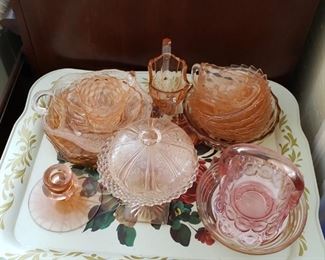 Pink Depression Glass, various patterns, including Fostoria American pattern creamer and sugar pieces.