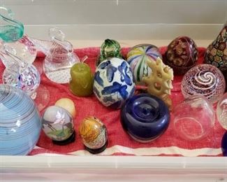 Blown glass paperweights, Pairpoint and other artisans
