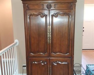 Stunning Henredon French Provincial Style Bar Cupboard. Heirloom quality, timeless design. 