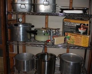 Lots of 'Cooking' supplies
