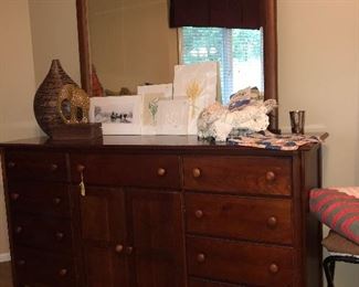 Drexel chest of drawers with beveled mirror(pristine)
